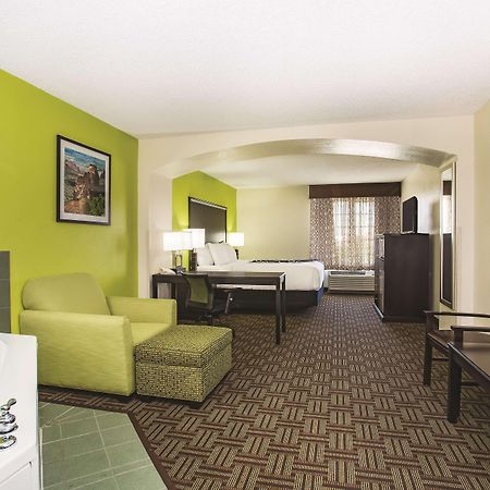 La Quinta By Wyndham Fruita Hotel Bagian luar foto