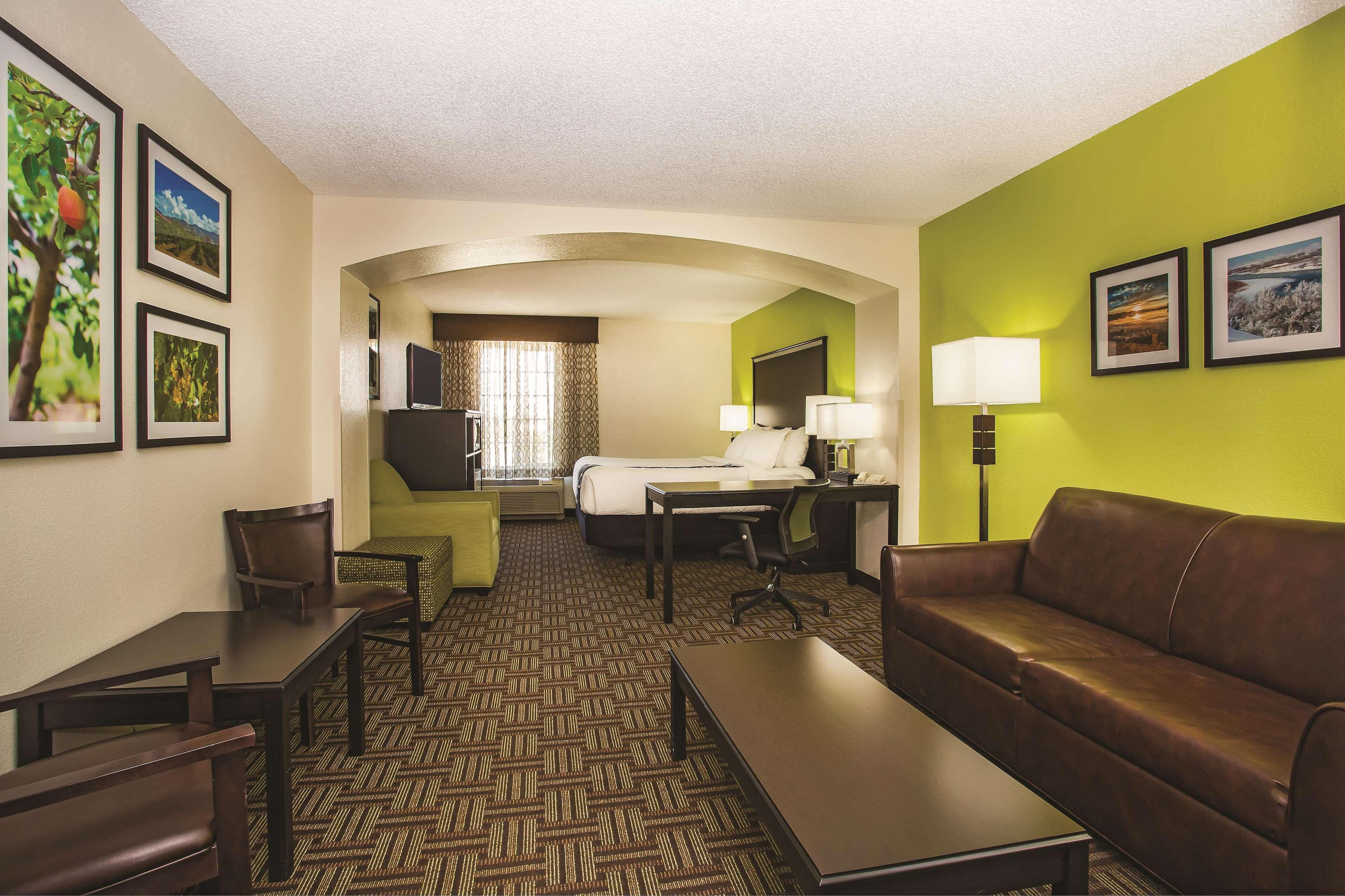 La Quinta By Wyndham Fruita Hotel Bagian luar foto