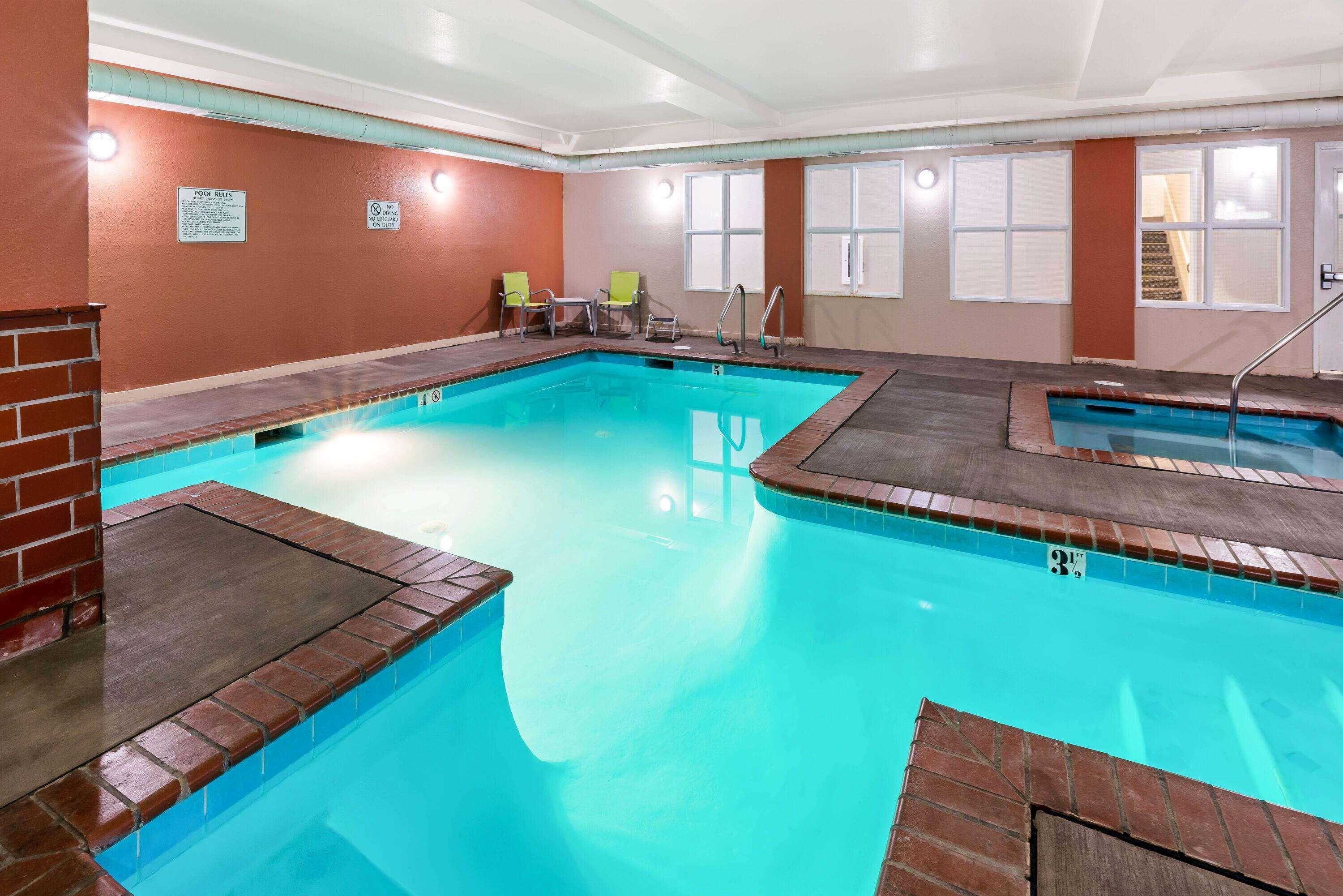 La Quinta By Wyndham Fruita Hotel Bagian luar foto
